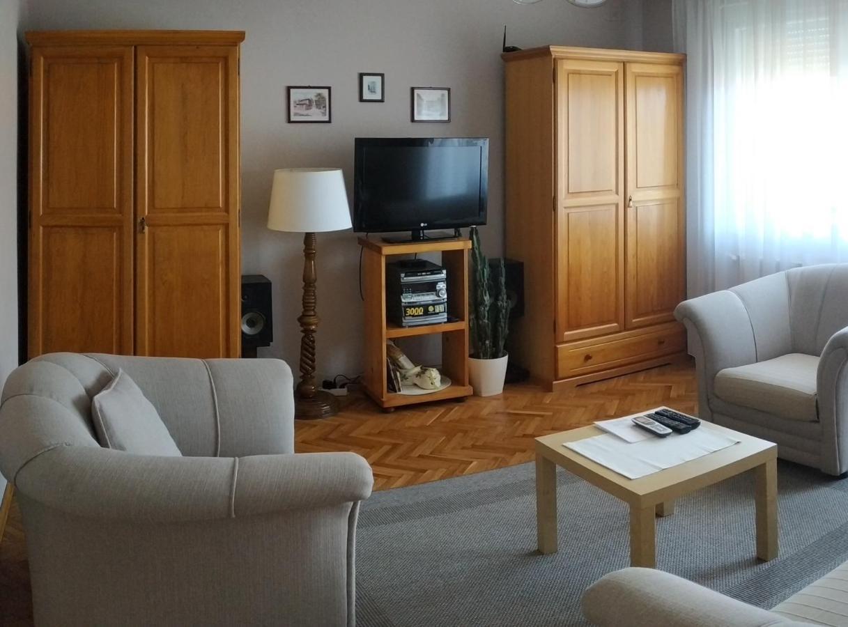 Apartman Rada Пірот Екстер'єр фото