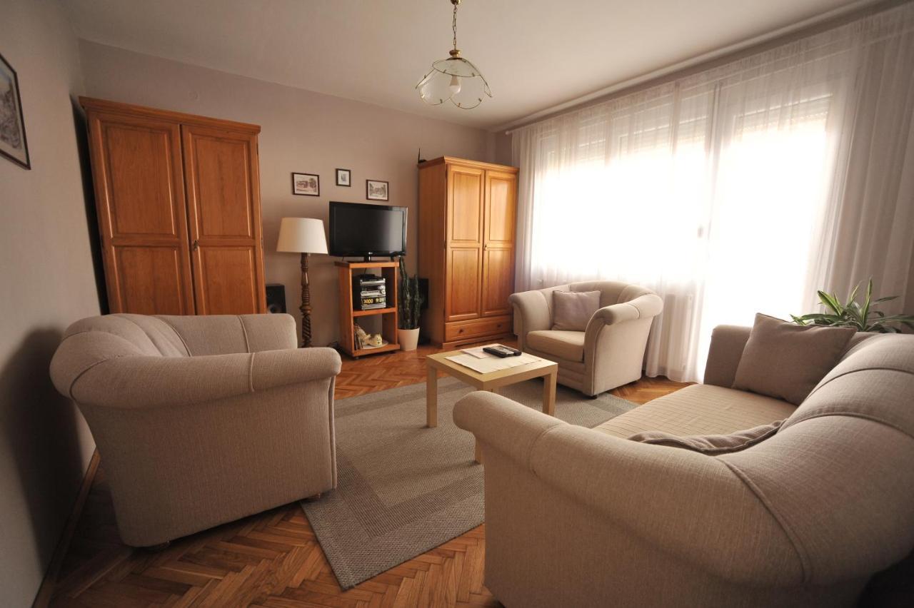 Apartman Rada Пірот Екстер'єр фото